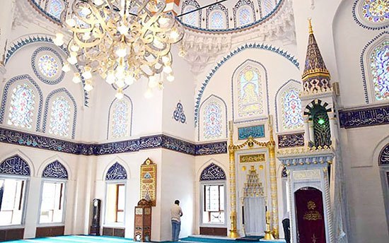 Masjid Tokyo Cami, Yuks Ikuti Keindahan