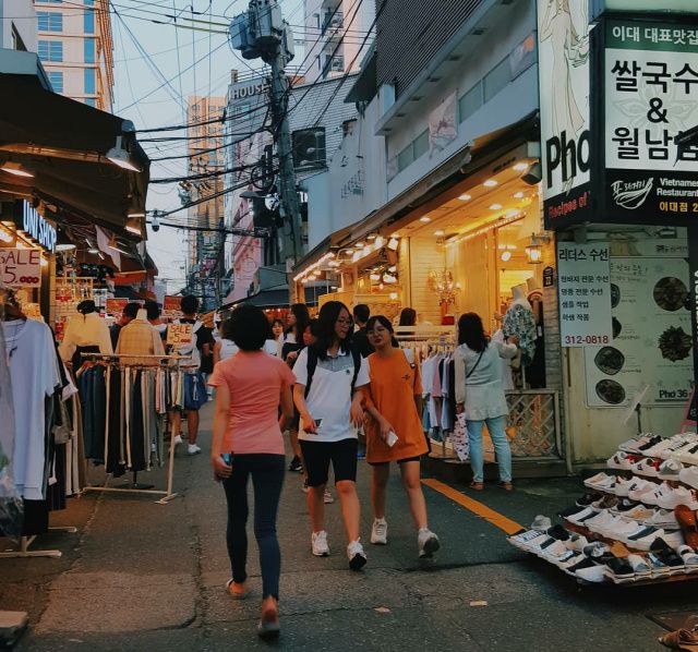 5 Tempat Belanja Murah Meriah di Korea Selatan